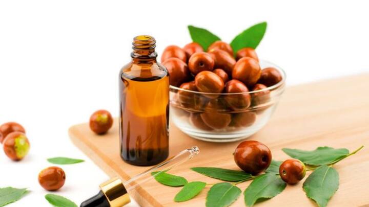 Jojoba Oil: Jojoba oil is bene cial for averse skin caps because its resemblance in texture to natural skin oil aids in unclogging pores while dissolving colors. This makes it especially useful for sensitive and acne prone skin.   (Image Source: Pinterest/ Treehuggerdotcom)