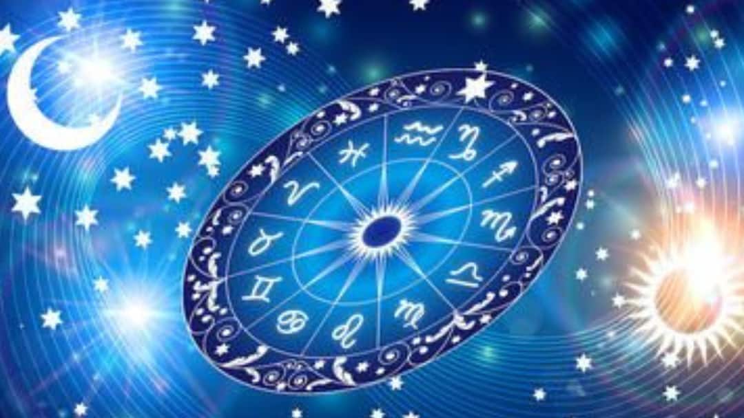 Horoscope Today Astrological prediction 13th March 2025 for Aries Gemini Leo and other zodiac signs Horoscope Today 13th March 2025: ఈ రెండు రాశులవారు చాలా అదృష్టవంతులు.. వ్యక్తిగత సమస్యలు అధిగమిస్తారు, ఆదాయం పెంచుకుంటారు!