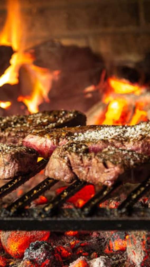 चिकन में ज्यादा प्रोटीन होता है या मटन में?