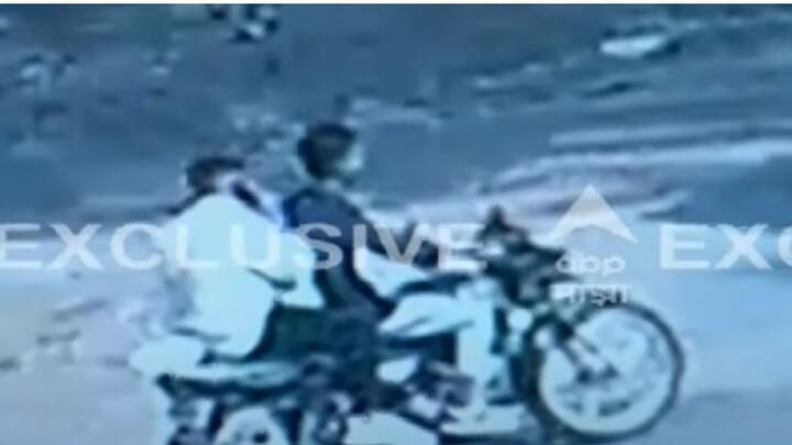 फरार आरोपी कृष्णा आंधळे याला नाशिकमध्ये बघितल्याचा दावा स्थानिकांनी केला आहे.