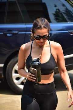 Malaika Arora Gives Fitness Goals In Black Latex Yoga Pants; See PICS