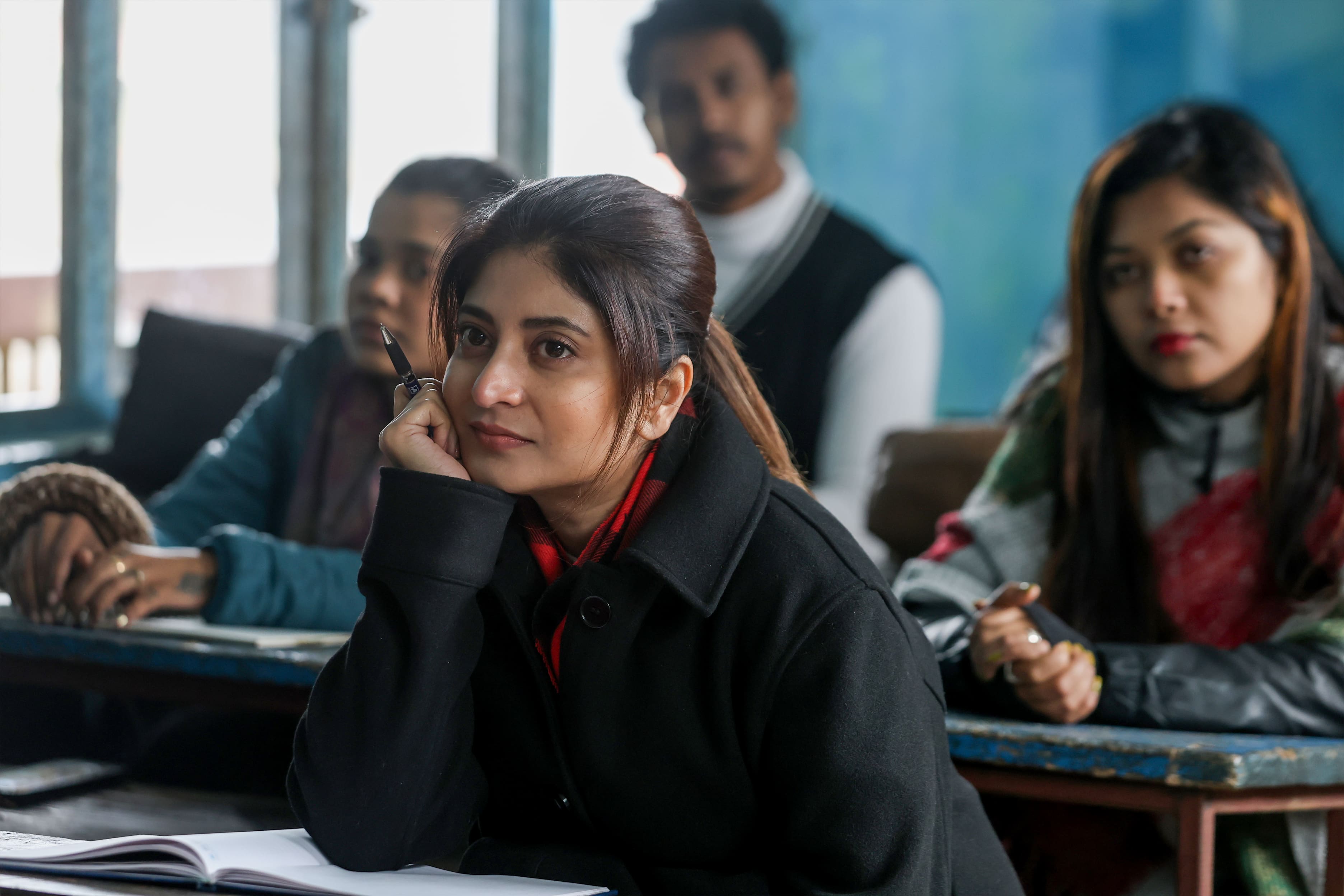 Parambrata Chatterjee: মুন্ডিত মস্তক তাই কি লাল পাগড়ির আড়াল? পরমব্রতর রহস্যের উত্তর 'কিলবিল সোস্যাইটি'-র লুকে