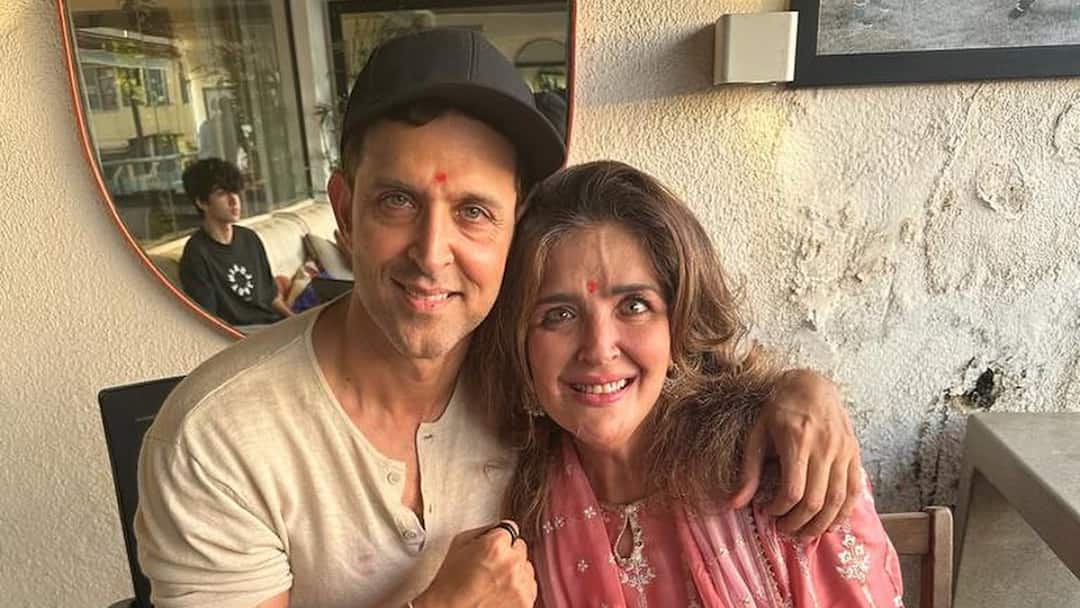 Hrithik Roshan’s Sister Sunaina Roshan Opens Up About Her Battle with Alcoholism Hrithik Roshan’s Sister Sunaina Roshan Opens Up About Her Battle with Alcoholism