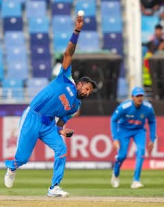 'पांड्या जैसी हिटिंग पाकिस्तान में आम बात', जानें पूर्व क्रिकेटर ने किसे बताया हार्दिक से बेहतर