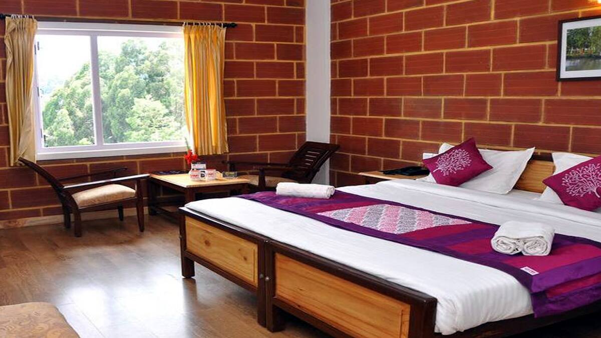 கொடைக்கானலில் கட்டண கொள்ளையில் ஈடுபடும்  தங்கும் விடுதிகள் - சுற்றுலா பயணிகள் புலம்பல்