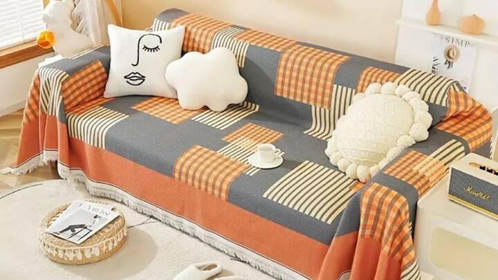 6. Slipcovers And Washable Fabrics: For people who cherish fabric sofas but wish to guard against stains, there is an option of buying removable and machine washable slipcovers. These covers are made of cotton or linen or polyester, and can easily be detached and cleaned post festivities and binge. (Image Source: Pinterest/temu_spain)