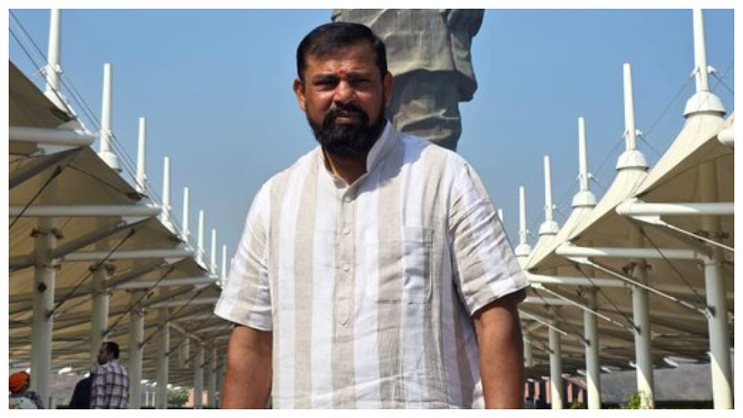 mla Raja Singh shocking comments on bjp state leadership and holi Raja Singh: పాతసామాను బయటపడేస్తేనే బీజేపీకి మంచి రోజులు- రాజాసింగ్ సంచలన వ్యాఖ్యలు 