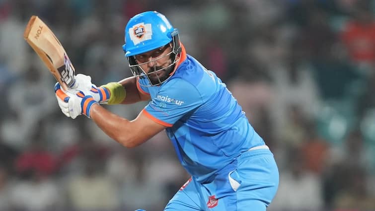 Yuvraj Singh Rolls Back The Years, Smashes 7 Sixes In IND vs AUS Masters Semifinal — WATCH
