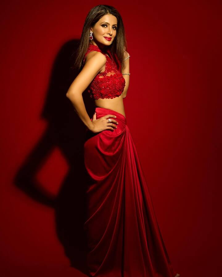 आपल्या आयुष्यात नेमकं काय चालू आहे, याचे फोटो गीता बसरा इन्स्टाग्रामवर नेहमीच शेअर करते.