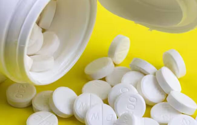 ਜ਼ਿਆਦਾ ਤੋਂ ਜ਼ਿਆਦਾ ਸੂਬੇ ਦਰਦ ਅਤੇ ਬਿਮਾਰੀ ਦੇ ਇਲਾਜ ਲਈ ਮਾਰੂਆਨਾ ਨੂੰ ਕਾਨੂੰਨੀ ਮਾਨਤਾ ਦੇਣ ਦੀ ਕੋਸ਼ਿਸ਼ ਕਰ ਰਹੇ ਹਨ। ਹਾਲਾਂਕਿ, ਕੁਝ ਰਾਜ ਇਸ ਨੂੰ ਉਦਯੋਗਿਕ ਵਰਤੋਂ ਲਈ ਵੀ ਕਾਨੂੰਨੀ ਮਾਨਤਾ ਦੇਣ ਦੀ ਕੋਸ਼ਿਸ਼ ਕਰ ਰਹੇ ਹਨ।