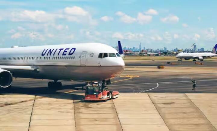 ਆਓ ਤੁਹਾਨੂੰ ਦੱਸਦੇ ਹਾਂ ਕਿ ਦੁਨੀਆ ਦੀ ਪਹਿਲੀ ਉਡਾਣ ਦਾ ਕਿਰਾਇਆ ਕਿੰਨਾ ਸੀ?