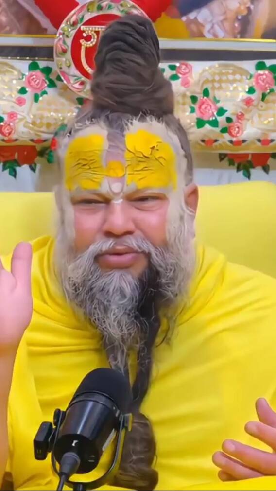 प्रेमानंद महाराज ने इस अंदाज में मनाया होली का जश्न, देखें तस्वीरें