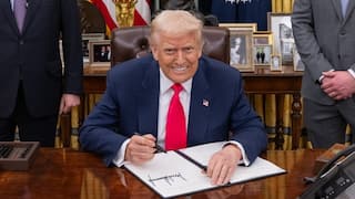 Donald Trump: அமெரிக்க கல்வித் துறையையே மூட முடிவு செய்த ட்ரம்ப்; அதிர்ச்சிப் பின்னணி இதுதான்!