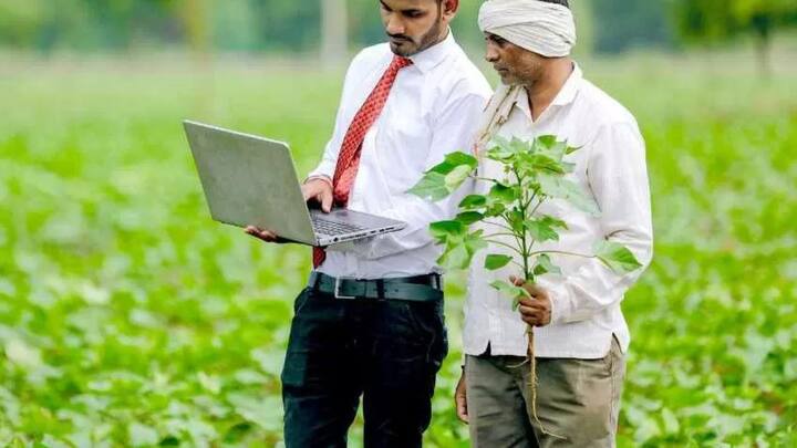 अगर किसानों ने 20वीं किस्त से पहले ई-केवाईसी नहीं करवाई तो फिर इन किसानों की किस्त अटक सकती है. अगर आप भी ले रहे किसान योजना में लाभ. लेकिन आपने अबतक ई-केवाईसी नहीं करवाई है. तो फिर आप जल्द से जल्द इस काम को पूरा करवा लें.