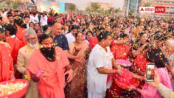 'योग अन् यज्ञ' हेच सनातन संस्कृतीचे प्राण तत्व; पतंजली विश्वविद्यालयात बाबा रामदेव यांच्या उपस्थितीत होलिकोत्सव साजरा