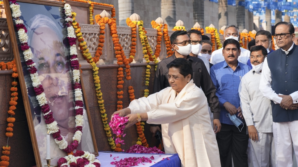 कांशीराम की जयंती पर मायावती ने दी श्रद्धाजंलि, सत्ता की चाबी हासिल करने का दिया संदेश