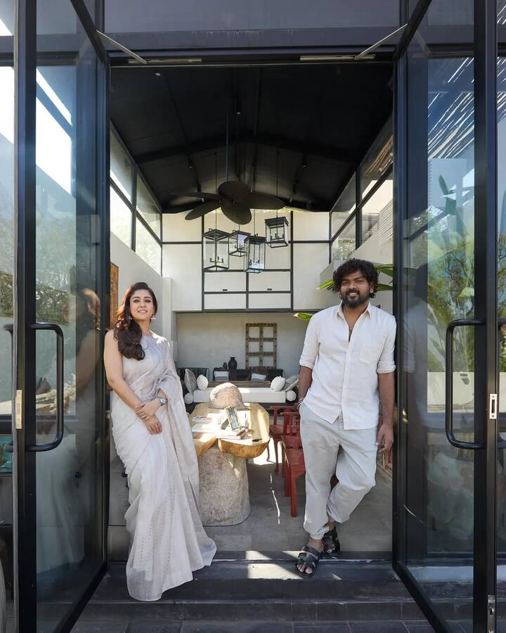 நடிகை நயன்தாரா மற்றும் விக்னேஷ் சிவன் இணைந்து சென்னை தேனாம்பேட்டை வீனஸ் காலணியில் புதிதாக ஹோம் ஸ்டுடியோ ஒன்றை தொடங்கியுள்ளார்கள்