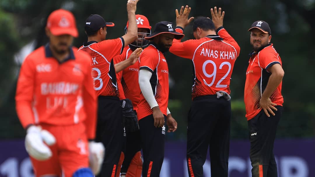 इस देश के नाम दर्ज हुआ सुपर ओवर का सबसे शर्मनाक रिकॉर्ड, इतिहास में पहली बार हुआ ऐसा bahrain vs hong kong worst record in international cricket lowest runs in super over इस देश के नाम दर्ज हुआ सुपर ओवर का सबसे शर्मनाक रिकॉर्ड, इतिहास में पहली बार हुआ ऐसा