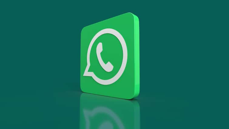 WhatsApp rolling out feature to add social media profile links to user accounts WhatsApp का नया फीचर खत्म करेगा लंबा झंझट, प्रोफाइल में दूसरे Social Media अकाउंट लिंक कर सकेंगे यूजर
