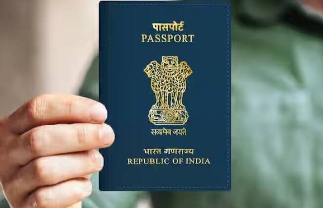 ਭਾਰਤ ਵਿੱਚ ਰਹਿਣ ਵਾਲੇ ਲੋਕਾਂ ਲਈ ਕਈ ਤਰ੍ਹਾਂ ਦੇ ਦਸਤਾਵੇਜ਼ ਹੋਣਾ ਜ਼ਰੂਰੀ ਹੈ। ਇਨ੍ਹਾਂ ਦਸਤਾਵੇਜ਼ਾਂ ਦੀ ਹਰ ਰੋਜ਼ ਕਿਸੇ ਨਾ ਕਿਸੇ ਕੰਮ ਲਈ ਲੋੜ ਹੁੰਦੀ ਹੈ। ਇਨ੍ਹਾਂ ਦਸਤਾਵੇਜ਼ਾਂ ਤੋਂ ਬਿਨਾਂ, ਤੁਹਾਡੇ ਬਹੁਤ ਸਾਰੇ ਮਹੱਤਵਪੂਰਨ ਕੰਮ ਫਸ ਸਕਦੇ ਹਨ। ਜੇਕਰ ਅਸੀਂ ਇਨ੍ਹਾਂ ਦਸਤਾਵੇਜ਼ਾਂ ਦੀ ਗੱਲ ਕਰੀਏ ਤਾਂ ਇਨ੍ਹਾਂ ਵਿੱਚ ਪਾਸਪੋਰਟ, ਡਰਾਈਵਿੰਗ ਲਾਇਸੈਂਸ, ਪੈਨ ਕਾਰਡ, ਵੋਟਰ ਕਾਰਡ, ਰਾਸ਼ਨ ਕਾਰਡ ਅਤੇ ਆਧਾਰ ਕਾਰਡ ਵਰਗੇ ਕਈ ਦਸਤਾਵੇਜ਼ ਸ਼ਾਮਲ ਹਨ। ਜੋ ਤੁਹਾਡੇ ਲਈ ਵੱਖ-ਵੱਖ ਮੌਕਿਆਂ 'ਤੇ ਵੱਖ-ਵੱਖ ਜ਼ਰੂਰਤਾਂ ਲਈ ਲਾਭਦਾਇਕ ਹੁੰਦੇ ਹਨ।