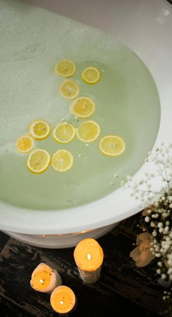 உப்பு தண்ணீரில் குளிப்பதால் இவ்வளவு நன்மைகள் இருக்கா?