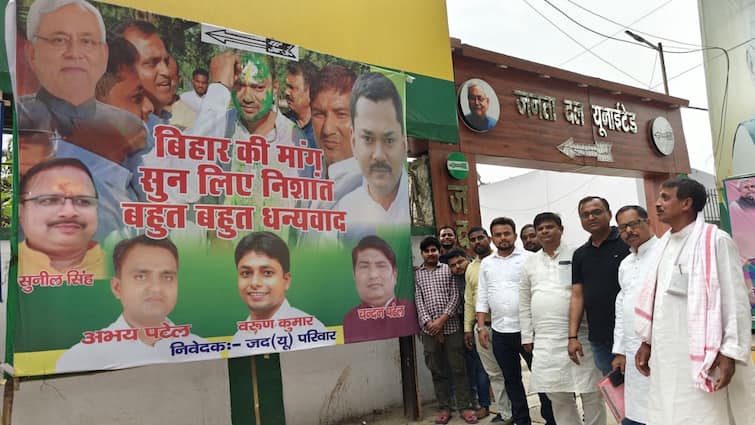 'Bihar Ki Maang, Sun Liye Nishant': Clamour Grows In JD(U) Over Nitish's Son Entry Into Bihar Politics