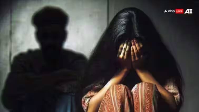 Karur father harrassed own 2 year child arrested police tnn பெற்ற குழந்தைக்கு பாலியல் வன்கொடுமை.. தந்தையின் கொடூர முகம்.. கைது செய்த போலீசார்