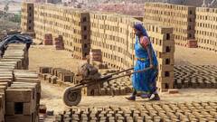 Weather Update: মার্চেই তাপমাত্রা ৪০ ছুঁই ছুঁই, হাওয়া বদলের বড় আপডেট আবহাওয়া দফতরের