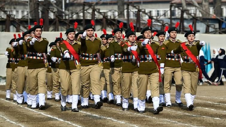 How to apply join the National Indian Military College tnn இராஷ்டிரிய இந்திய இராணுவக் கல்லூரியில் சேர வாய்ப்பு.. அப்ளை செய்வது எப்படி?