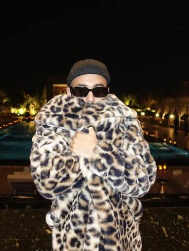 ਵੈਸ਼ਨੋ ਦੇਵੀ ਦੇ ਦਰਸ਼ਨ ਦੌਰਾਨ ਮਸ਼ਹੂਰ ਸਟਾਰ ਦੀ ਗੰਦੀ ਕਰਤੂਤ! ਇੰਟਰਨੈੱਟ 'ਤੇ ਮੱਚੀ ਤਰਥੱਲੀ...