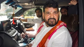 कोर्ट से राहत मिलने के बाद बृजभूषण शरण सिंह की पहली प्रतिक्रिया, इन लोगों को दी चेतावनी