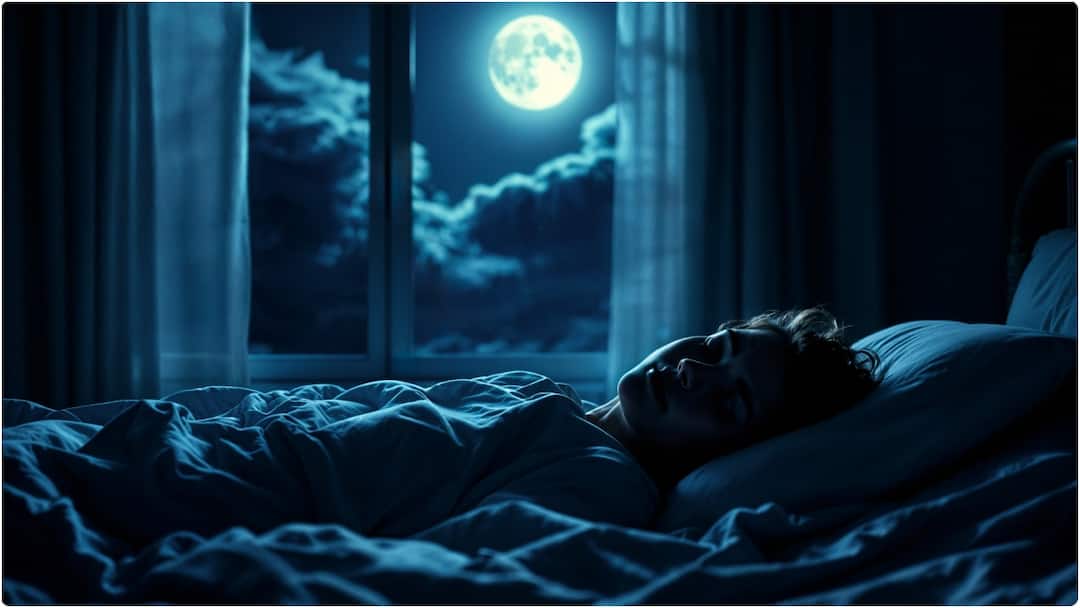 Fall Back Asleep : మధ్యరాత్రి మెలకువ వస్తే నిద్ర రావట్లేదా? వెంటనే నిద్ర పట్టాలంటే ఇవి ఫాలో అయిపోండి Fall Back Asleep After Waking Up in the Middle of the Night Tips to follow Fall Back Asleep : మధ్యరాత్రి మెలకువ వస్తే నిద్ర రావట్లేదా? వెంటనే నిద్ర పట్టాలంటే ఇవి ఫాలో అయిపోండి