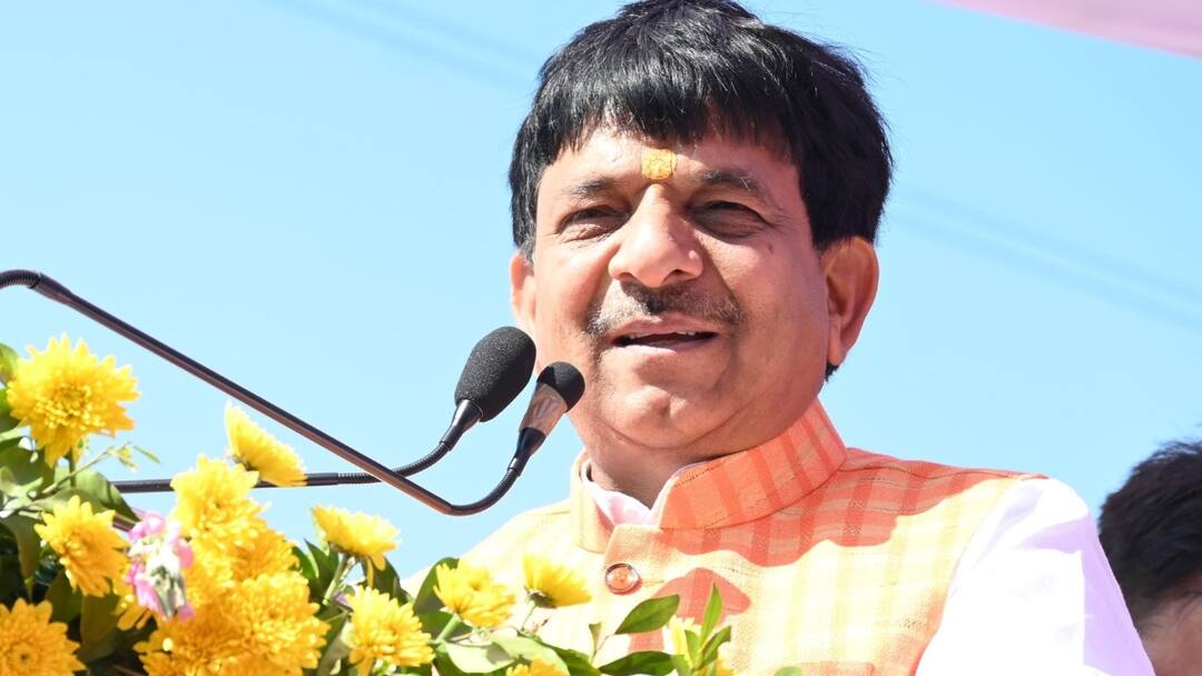 'सपा की प्रवृत्ति औरंगजेब जैसी..' यूपी के मंत्री कपिल देव अग्रवाल का अखिलेश यादव पर हमला UP Minister kapil dev aggarwal said samajwadi party attitude is like Aurangzeb 'सपा की प्रवृत्ति औरंगजेब जैसी..' यूपी के मंत्री कपिल देव अग्रवाल का अखिलेश यादव पर हमला