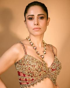 Yeh Laal Ishq, Yeh Malaal Ishq ...नुसरत भरुचा चा चमचमीक लूक...चाहते घायाळ...