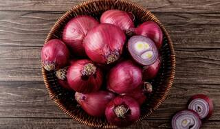 Weight Loss: ਭਾਰ ਘਟਾਉਣ 'ਚ ਮਦਦਗਾਰ ਹੈ ਪਿਆਜ਼, ਜਾਣੋ ਇਸਨੂੰ ਖਾਣ ਦਾ ਸਹੀ ਤਰੀਕਾ ਤੇ ਇਸਦੇ ਫਾਇਦੇ ?