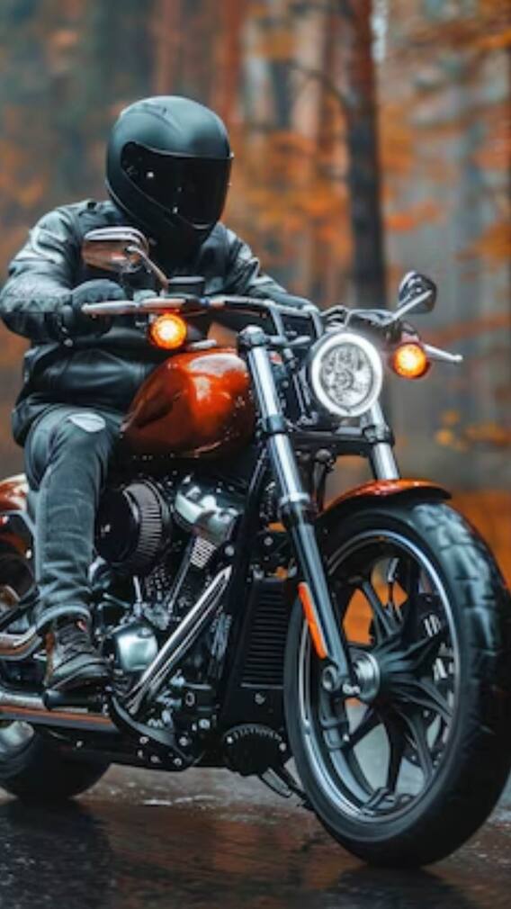 भारत में सबसे पहले किसने खरीदी थी बाइक?