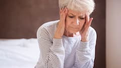 मेनोपॉज के बाद महिलाओं के शरीर में होते हैं ये पांच बदलाव, इन चीजों का रखना होता है खयाल