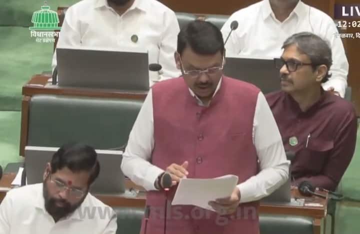 सदर घटनेनंतर पोलिसांकडून रात्रभर कोम्बिंग ऑपरेशन करण्यात आलं आणि 80 जणांना अटक केली आहे.