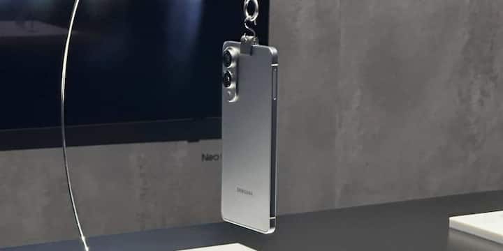 डिस्प्ले की बात करें तो इसमें 6.66 इंच का AMOLED पैनल मिलेगा, जिस पर Corning Gorilla Glass Victus 2 की सुरक्षा होगी. यह फोन 200MP के प्राइमरी कैमरा के साथ आ सकता है जो Samsung Galaxy S25 Ultra के समान होगा.