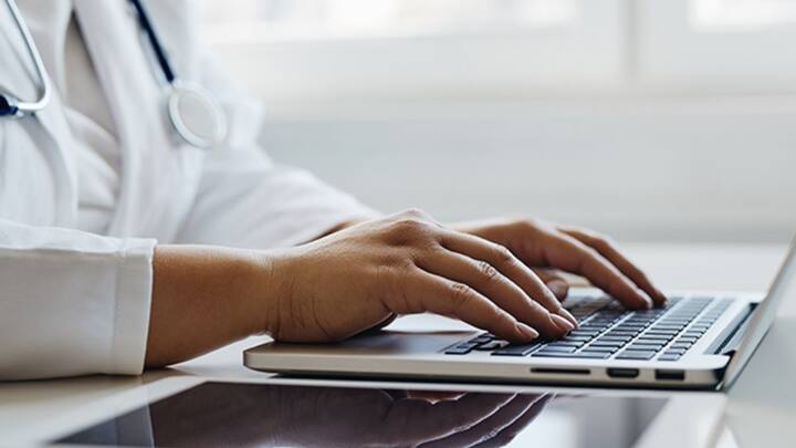 इसका बाद आपके सामने आयुष्मान भारत योजना में लिस्टेड सभी प्राइवेट हॉस्पिटल की पूरी लिस्ट आ जाएगी. इसके अलावा आपको इस बात की जानकारी भी मिल जाएगी कि किस हॉस्पिटल में किन-किन बीमारियों के इलाज को कवर किया जाता है.