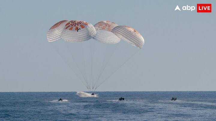 सुनीता विलियम्स और बुच विल्मोर ने 6 जून 2024 को बोइंग के स्टारलाइनर अंतरिक्ष यान से ISS की यात्रा की थी. वहीं निक हेग और अलेक्जेंडर गोरबुनोव 29 सितंबर 2024 को स्पेसएक्स के ड्रैगन फ्रीडम यान के जरिए स्टेशन पहुंचे थे. क्रू-9 की वापसी भी इसी यान से संभव हुई जिसने सितंबर से स्टेशन पर डॉकिंग की हुई थी.