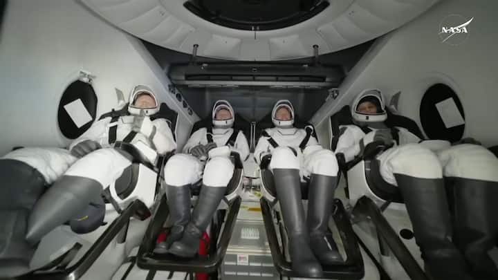 SpaceX Dragon capsule splashed down in the Gulf of Mexico early on Wednesday with astronauts Sunita Williams, Aleksandr Gorbunov, Nick Hague, and Barry 'Butch' Wilmore.