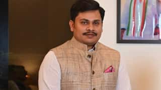 'जब नाश मनुज पर छाता है', अखिलेश सिंह के बेटे आकाश कुमार ने कांग्रेस का नाम लिए बिना कह दी बड़ी बात
