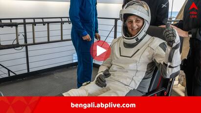 Sunita Williams Returns Home from space after nine month long ordeal lands on earth with a smile on her face Sunita Williams Returns Home: মুখে হাসি, অনুরাগীদের থামসআপ, ঘরে ফিরলেন সুনীতা, অবশেষে প্রতীক্ষার অবসান
