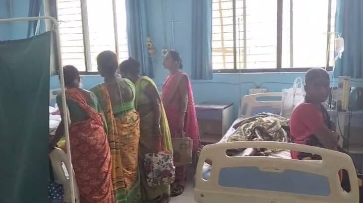 जखमी प्रवाशांमध्ये विद्यार्थ्यांचा समावेश अधिक असून 35 जखमी प्रवासी प्रवाशांना मुरबाड ग्रामीण रुग्णालयात उपचारासाठी दाखल करण्यात आले आहे .