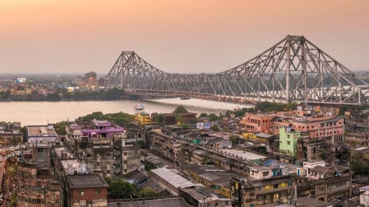 भारत में महिला सीरियल किलर का सबसे पुराना मामला 1883 का माना जाता है. कोलकाता में एक महिला हुआ करती थी, जो कि शहर के बाहरी इलाके में स्थित काकूरगाची में अपने शिकार को डुबोकर मार देती थी. उसने करीब पांच से ज्यादा हत्याएं की थी.