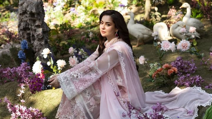 इस्लाम धर्म में बिंदी लगाने से मना किया जाता है. यहां बिंदी को नहीं मानते हैं, क्योंकि ये हिंदू धर्म की परंपरा है.