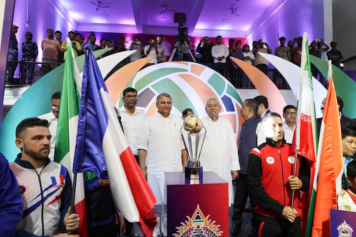 बिहार में पहली बार सेपकटकरा वर्ल्ड कप 2025 का आयोजन किया जा रहा है. इस आयोजन में विश्व के 20 देशों के 300 से अधिक खिलाड़ी और प्रशिक्षक हिस्सा लेंगे.