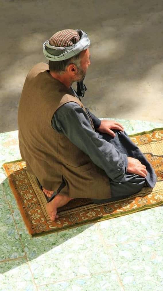 नोएडा में मुस्लिमों की संख्या कितनी है?