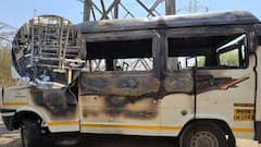 Hinjawadi Fire Accident News: काळ्याकुट्ट लोखंडावर नखांचे ओरखडे! लॉक झालेला दरवाजा उघडण्याचा आटोकाट प्रयत्न, फोटो पाहून अंगावर येतील शहारे